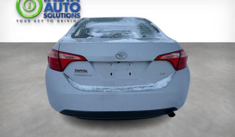 
								2019 Toyota Corolla L full									