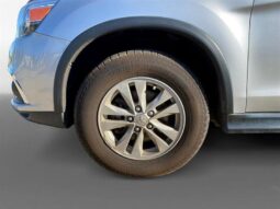 
										2019 Mitsubishi RVR SE AWD full									