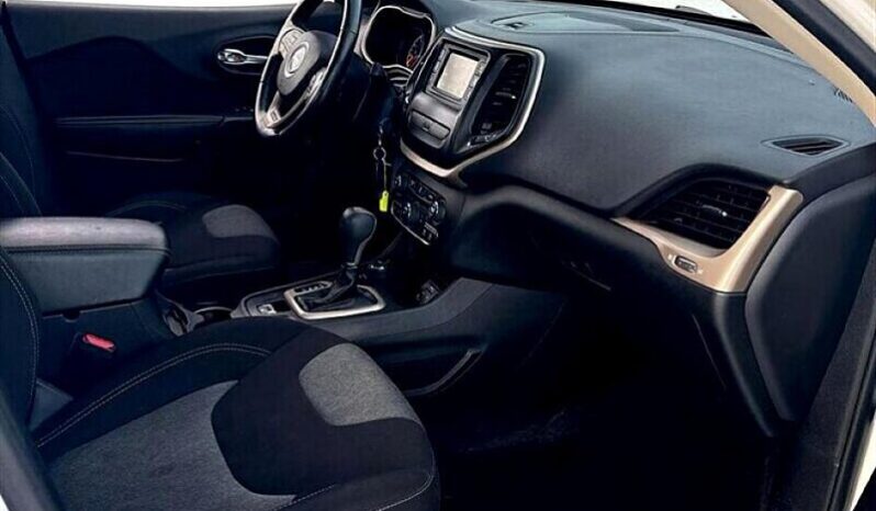 
								2016 Jeep Cherokee Sport 4X4 full									