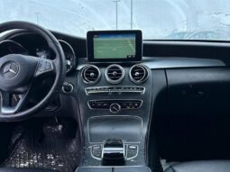
										2018 Mercedes-Benz C-Class C 300 4MATIC AWD full									