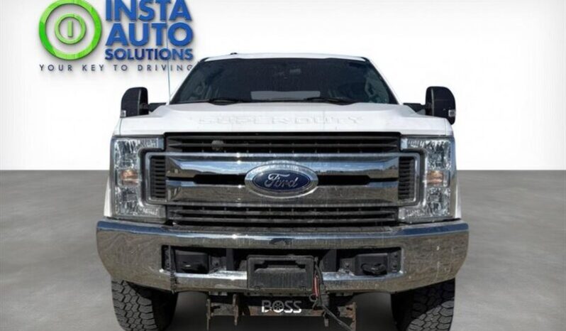 
								2019 Ford F-250 Super Duty XLT 6.7L Powerstroke 4×4 full									