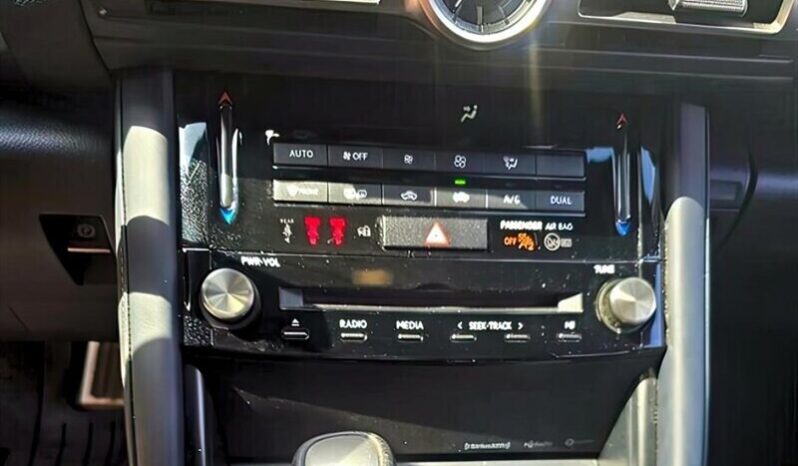 
								2021 Lexus IS 300 AWD full									