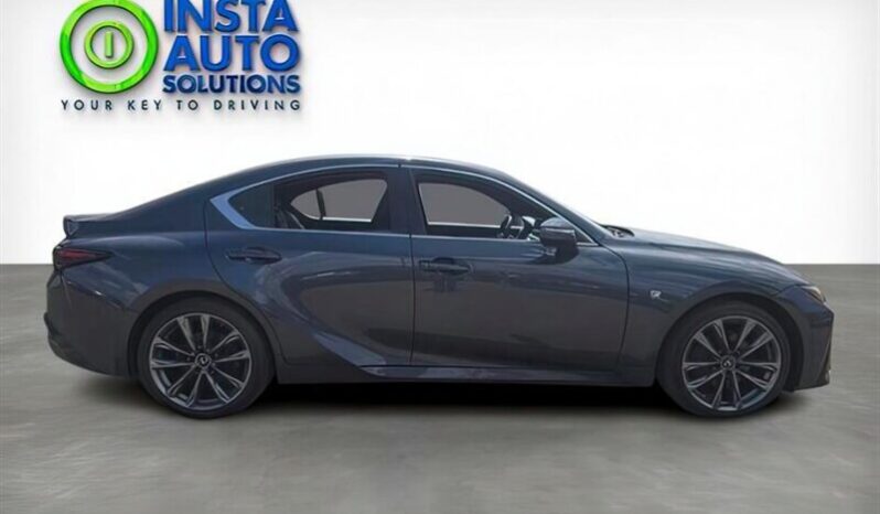 
								2021 Lexus IS 300 AWD full									