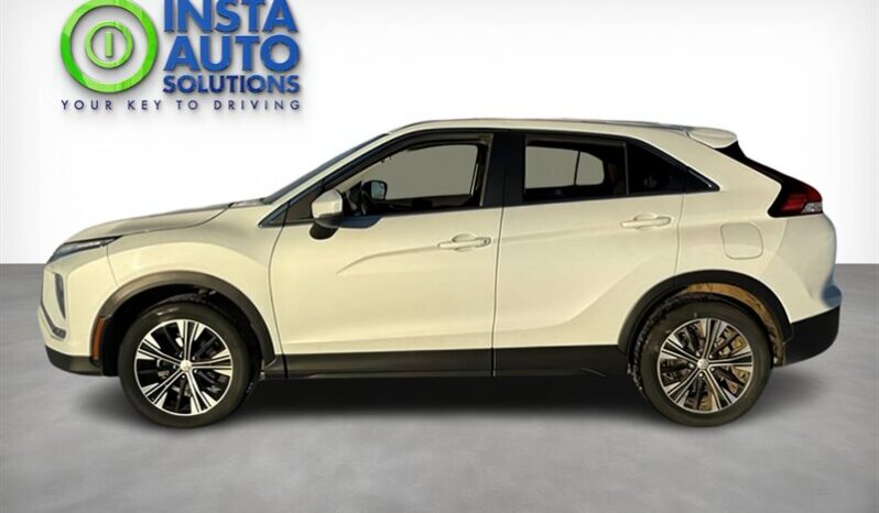 
								2022 Mitsubishi Eclipse Cross ES AWD full									