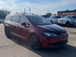 
										2017 Chrysler Pacifica LX 7 Seater full									