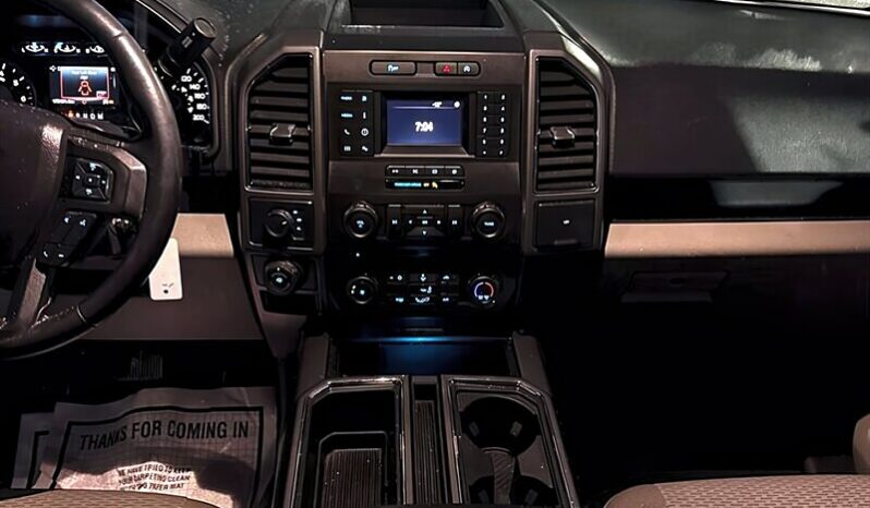
								2018 Ford F-150 XLT 4×4 full									