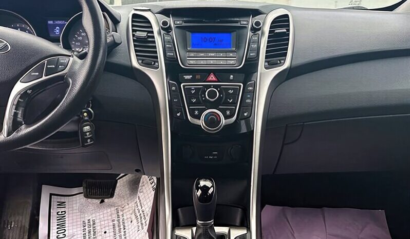 
								2016 Hyundai ELANTRA GT GL FWD full									