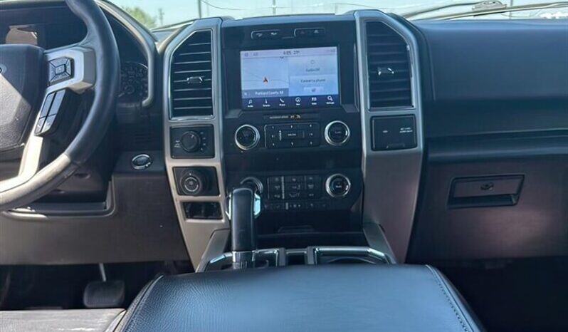 
								2019 Ford F-150 Lariat 4X4 full									
