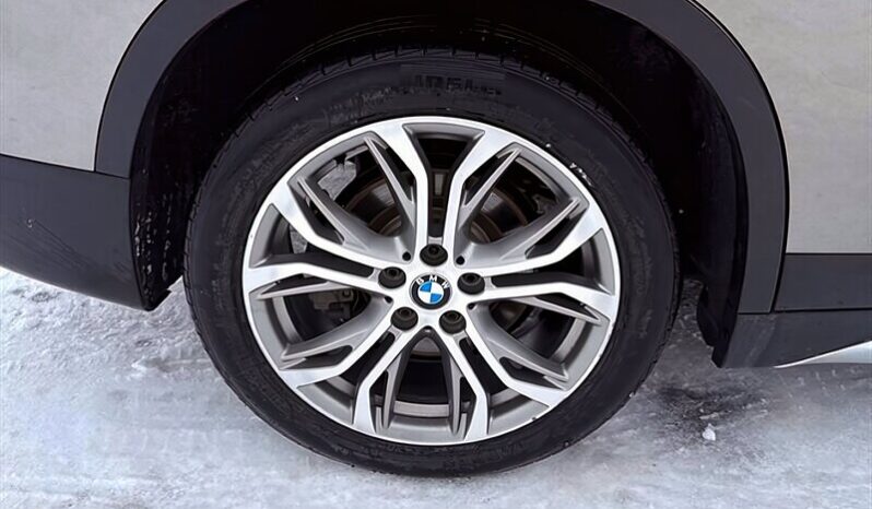 
								2017 BMW X1 xDrive28i AWD full									