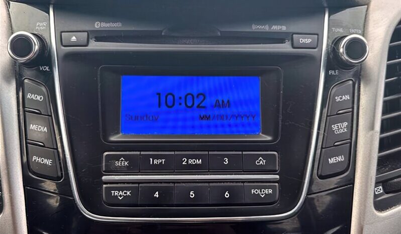 
								2016 Hyundai ELANTRA GT GL FWD full									