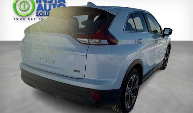 
								2022 Mitsubishi Eclipse Cross ES AWD full									