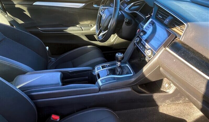 
								2019 Honda Civic Sport full									