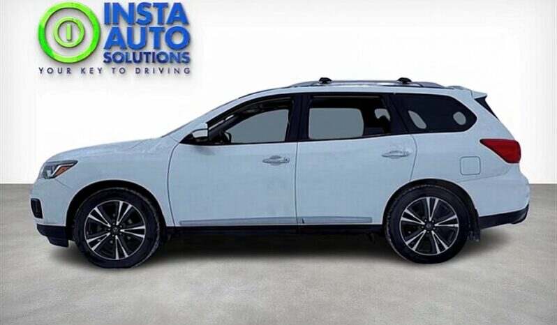 
								2017 Nissan Pathfinder Platinum 4X4 full									