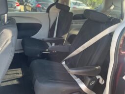 
										2017 Chrysler Pacifica LX 7 Seater full									