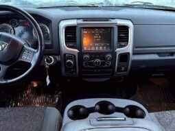 
										2017 RAM 1500 SLT 4X4 full									