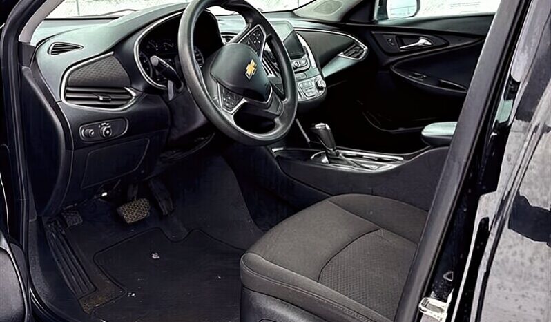 
								2019 Chevrolet Malibu LT full									