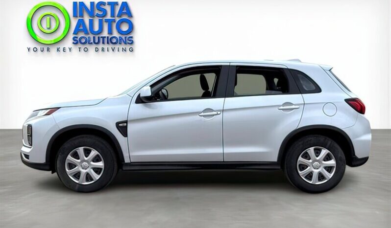 
								2024 Mitsubishi RVR ES full									