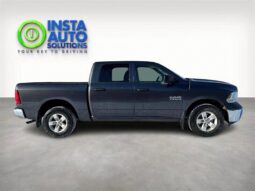 
										2017 RAM 1500 ST 4X4 full									