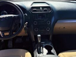 
										2017 Ford Explorer AWD 7 Passenger full									