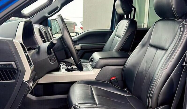 
								2019 Ford F-150 Lariat 4X4 full									
