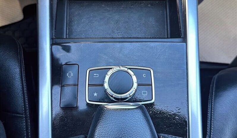 
								2016 Mercedes-Benz E-Class E 400 4MATIC AWD full									