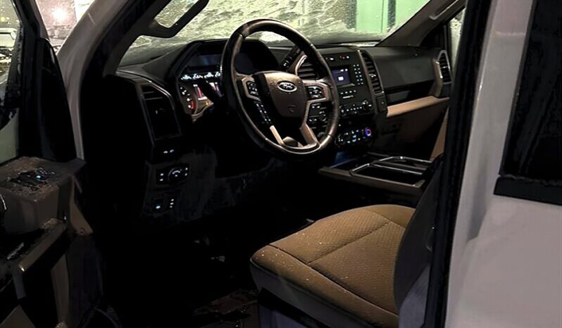 
								2018 Ford F-150 XLT 4×4 full									