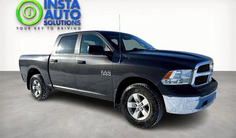 
								2017 RAM 1500 ST 4X4 full									