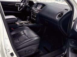 
										2017 Nissan Pathfinder Platinum 4X4 full									