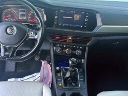 
										2019 Volkswagen Jetta Highline full									