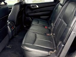 
										2017 Nissan Pathfinder Platinum 4X4 full									