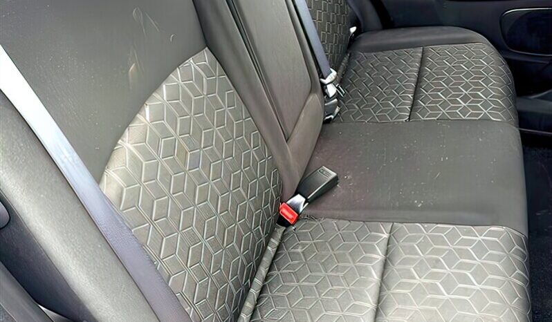 
								2024 Mitsubishi RVR ES full									