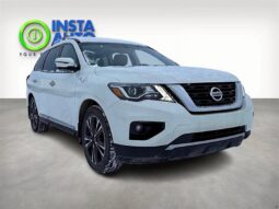 
										2017 Nissan Pathfinder Platinum 4X4 full									