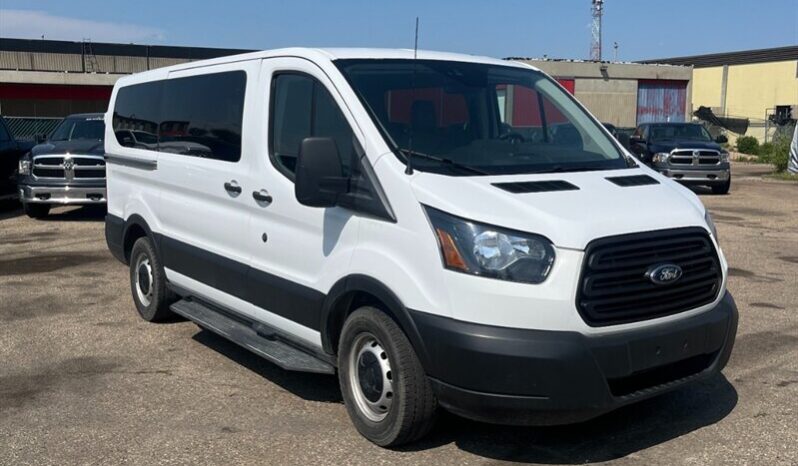 
								2019 Ford Transit T-150 Low Roof Passenger Van 8 Seater full									