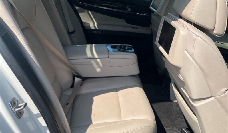 
								2012 BMW 7-Series ALPINA B7 SWB xDrive AWD full									