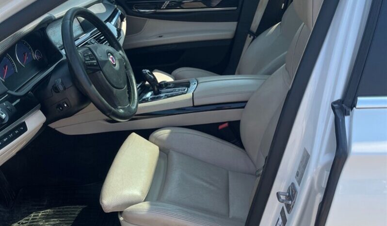 
								2012 BMW 7-Series ALPINA B7 SWB xDrive AWD full									