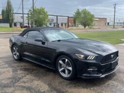 
										2016 Ford Mustang V6 Covertible full									