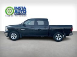 
										2017 RAM 1500 ST 4X4 full									