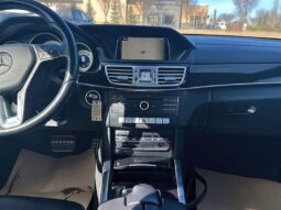 
										2016 Mercedes-Benz E-Class E 400 4MATIC AWD full									