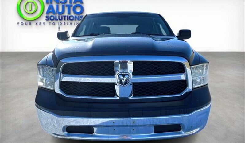 
								2017 RAM 1500 ST 4X4 full									