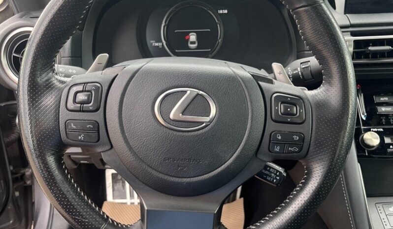 
								2021 Lexus IS 300 F-SPORT AWD full									