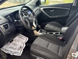
										2016 Hyundai ELANTRA GT GL FWD full									