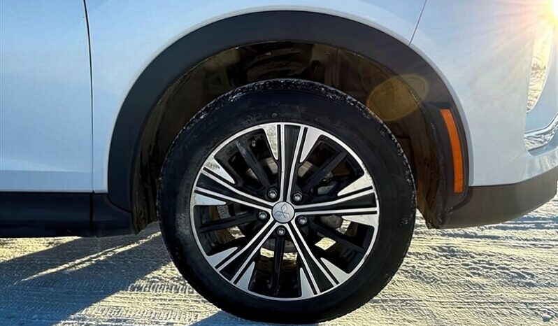 
								2022 Mitsubishi Eclipse Cross ES AWD full									