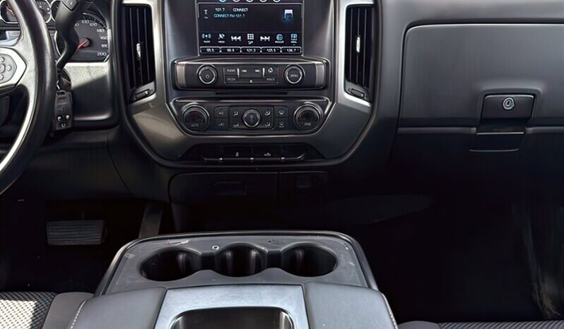 
								2018 Chevrolet Silverado 1500 LT Crew Cab 4×4 full									