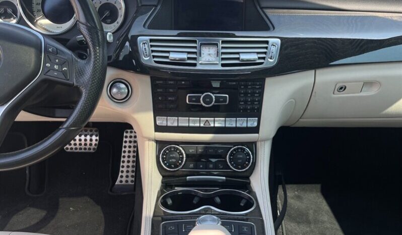 
								2014 Mercedes-Benz CLS CLS 550 4MATIC AWD full									
