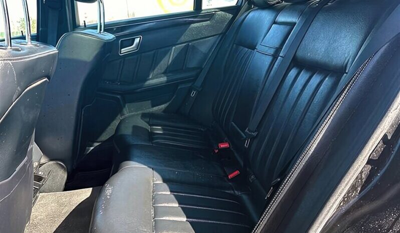 
								2016 Mercedes-Benz E-Class E 400 4MATIC AWD full									