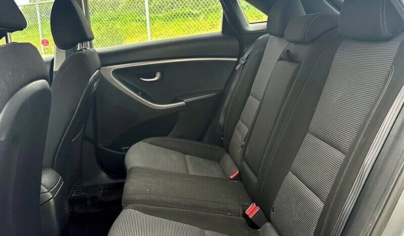 
								2016 Hyundai ELANTRA GT GL FWD full									