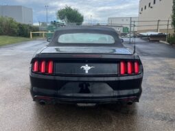 
										2016 Ford Mustang V6 Covertible full									