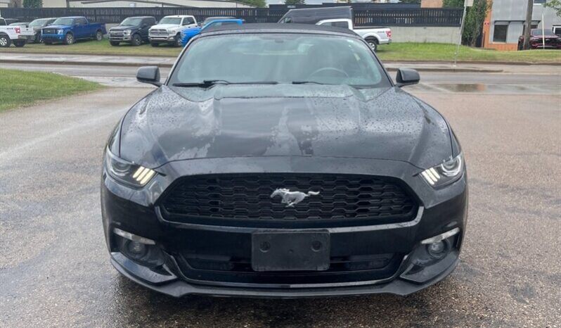 
								2016 Ford Mustang V6 Covertible full									
