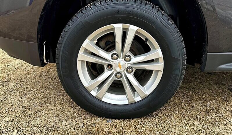 
								2016 Chevrolet Equinox LS AWD full									