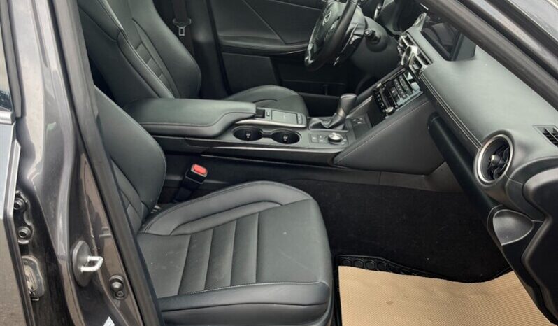 
								2021 Lexus IS 300 F-SPORT AWD full									